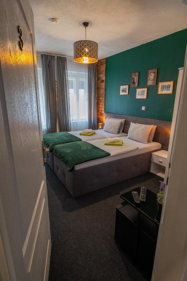 Rooms Bauman Osijek Exterior photo